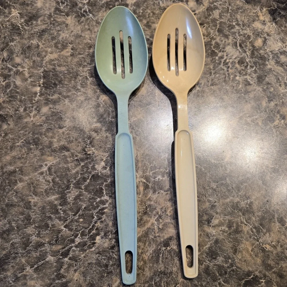 2 Vintage EKCO Slotted Serving Spoons Plastic Nylon Kitchen Utensil 11